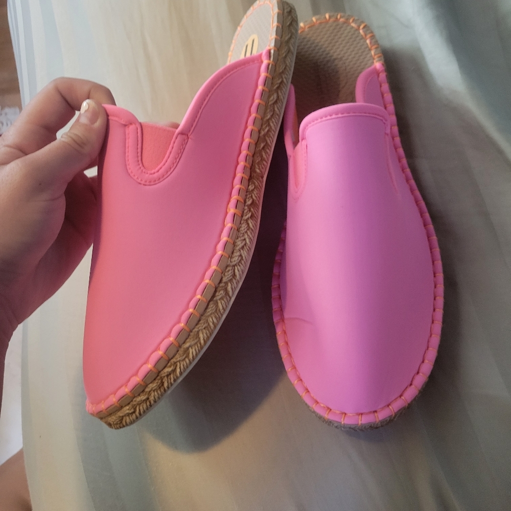 Vineyard Vines Harbourside Mules